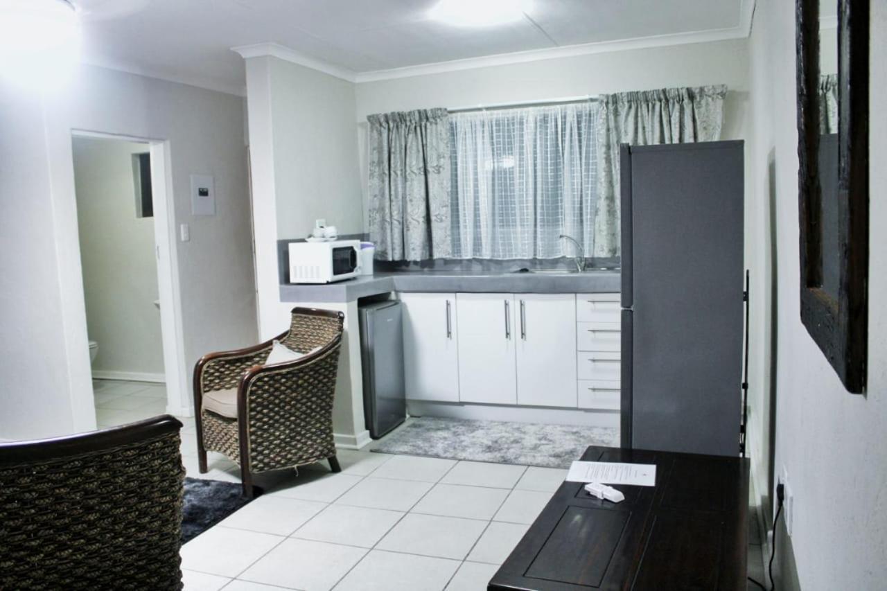 Maruleng Guest House Hoedspruit Exterior photo